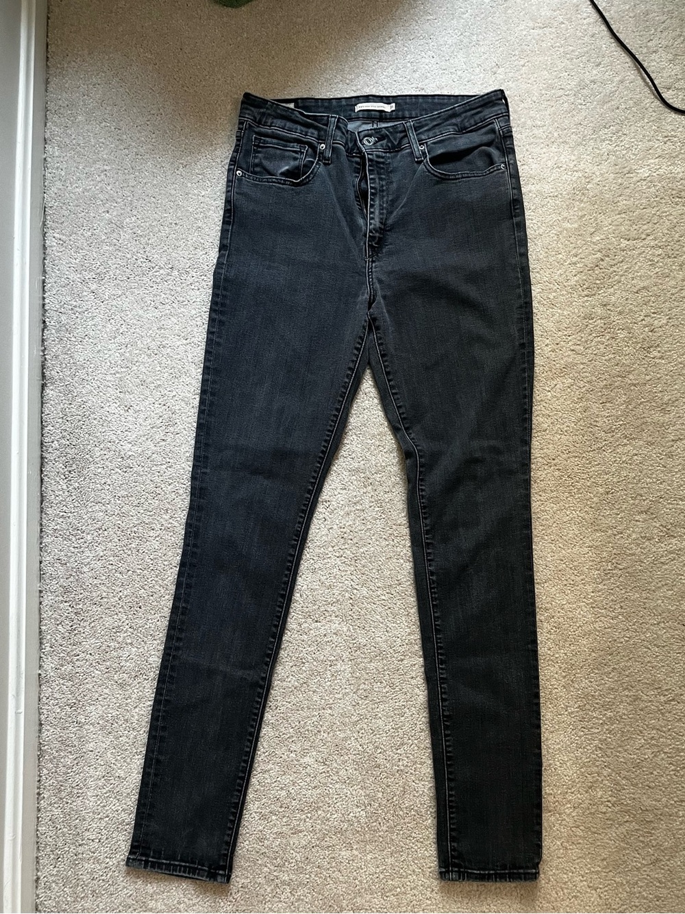 Levi’s 721 High Rise Skinny Charcoal Jeans 31x34